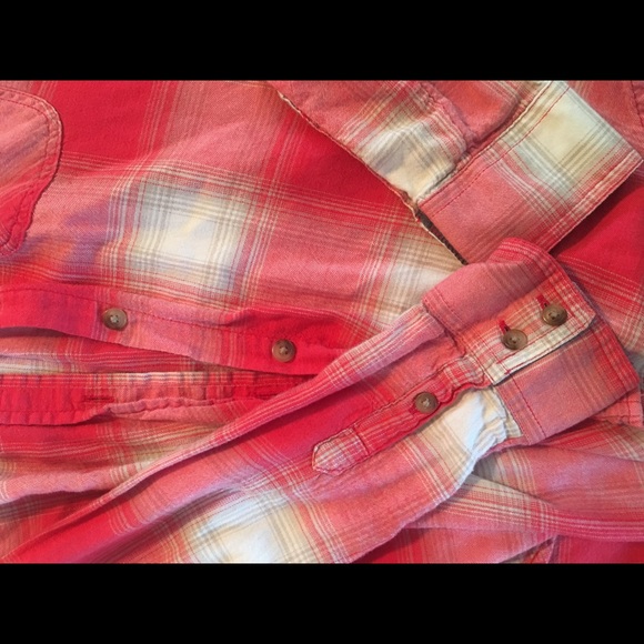 AE flannel - Picture 3 of 3